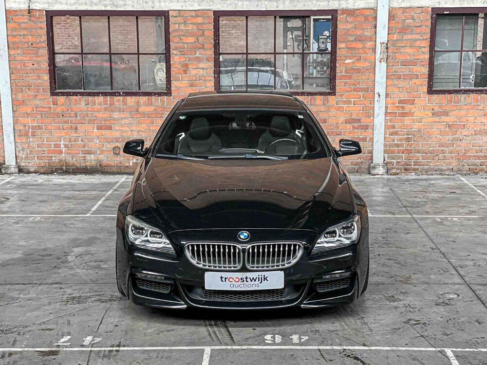 BMW 650i Coupé M-Sport 4.4 V8 450pk 2012 6-serie