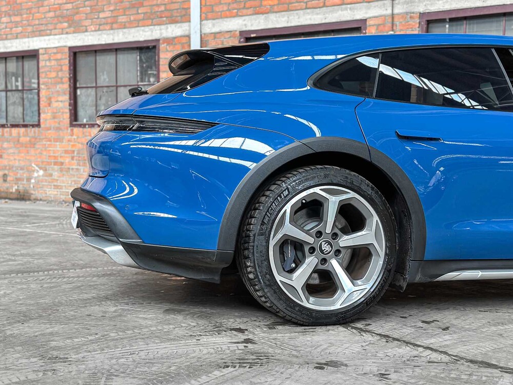 Porsche Taycan Cross Turismo 4 93 kWh 381pk 2022, R-651-PT
