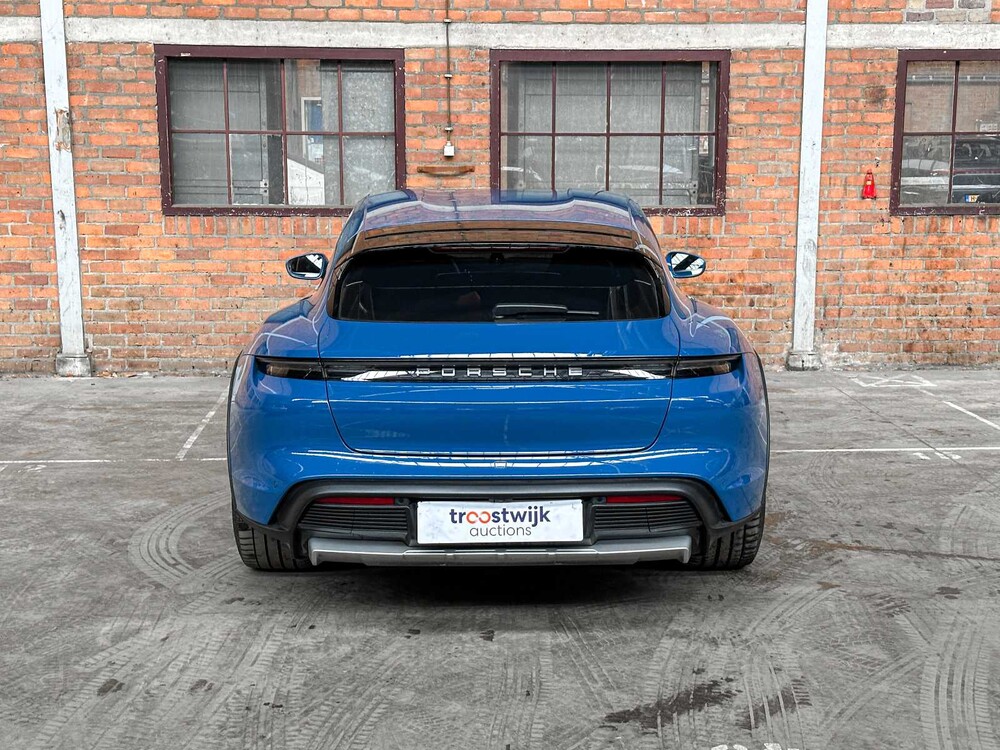 Porsche Taycan Cross Turismo 4 93 kWh 381pk 2022, R-651-PT