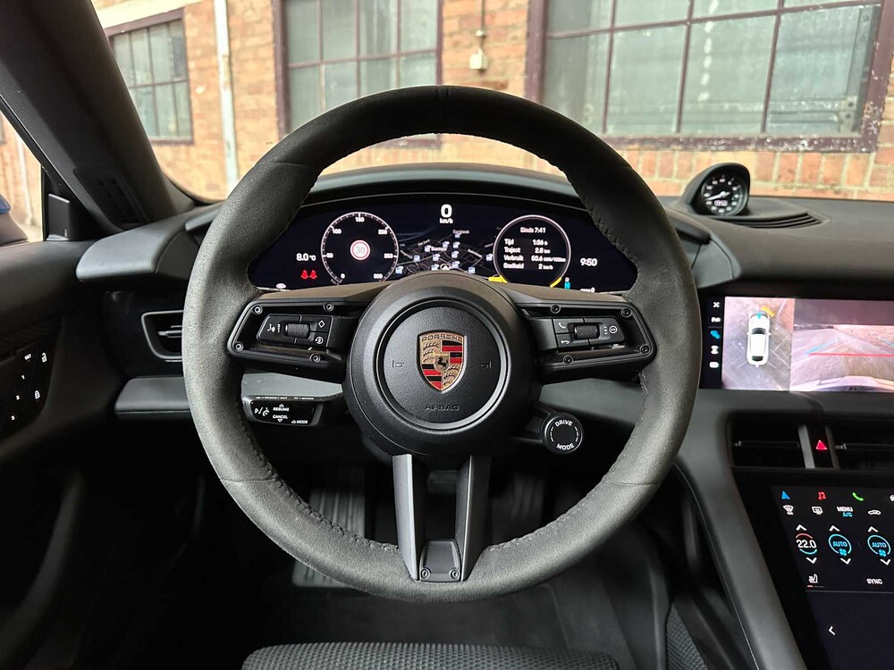 Porsche Taycan Cross Turismo 4 93 kWh 381pk 2022, R-651-PT