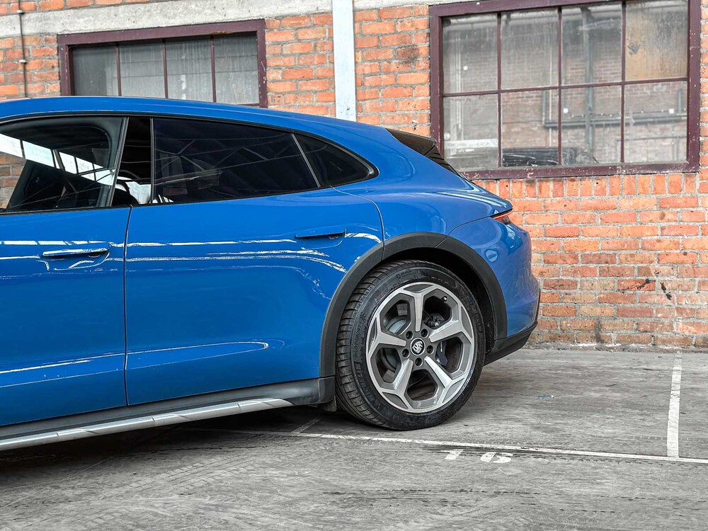 Porsche Taycan Cross Turismo 4 93 kWh 381pk 2022, R-651-PT