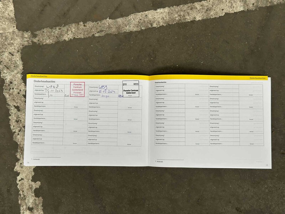 Porsche Taycan Cross Turismo 4 93 kWh 381pk 2022, R-651-PT