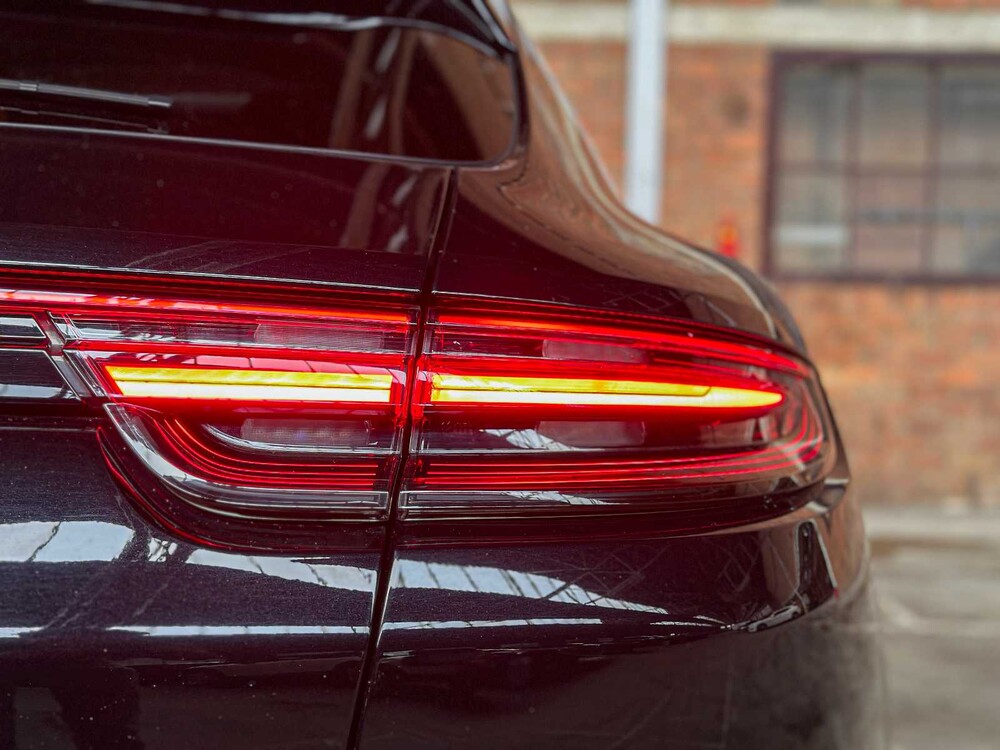 Porsche Panamera Sport Turismo 4S 2.9 V6 441pk 2018, J-376-JS