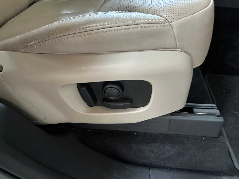 Land Rover Discovery 2.0 Sd4 HSE Luxury 7p 241pk 2017, TS-094-R