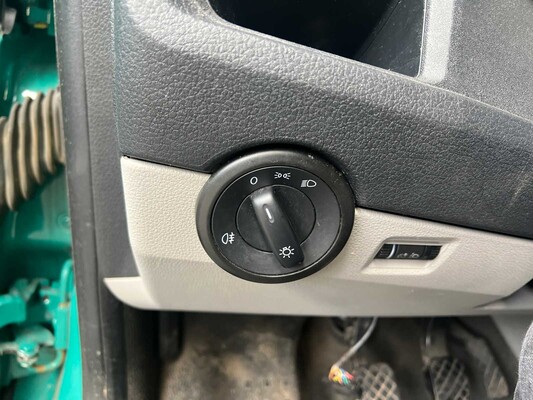 Volkswagen Transporter 2.0 TDI L1H1 Highl. 84pk 2018, V-236-PF