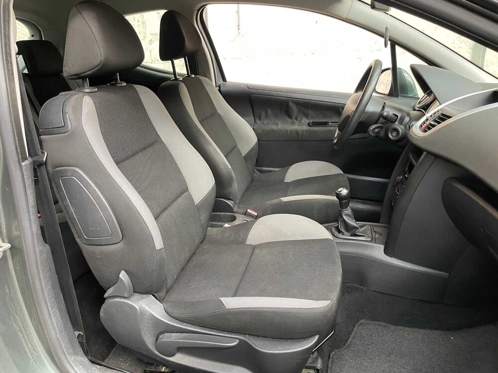 Peugeot 207 1.4 VTi Cool 'n Blue 95hp 2008, 05-ZH-XZ