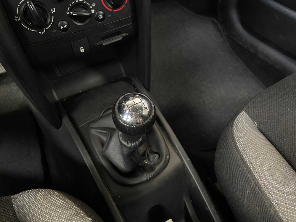 Peugeot 207 1.4 VTi Cool 'n Blue 95hp 2008, 05-ZH-XZ