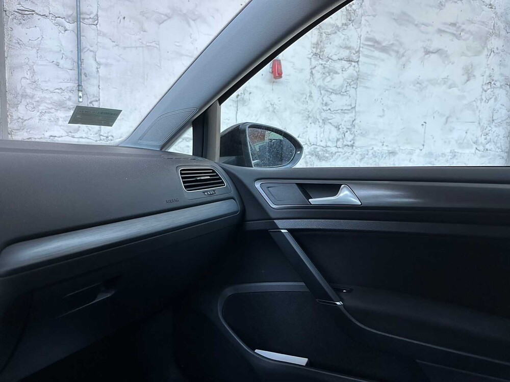 Volkswagen Golf 1.5 TSI CL Bns 131hp 2020, G-769-ZZ