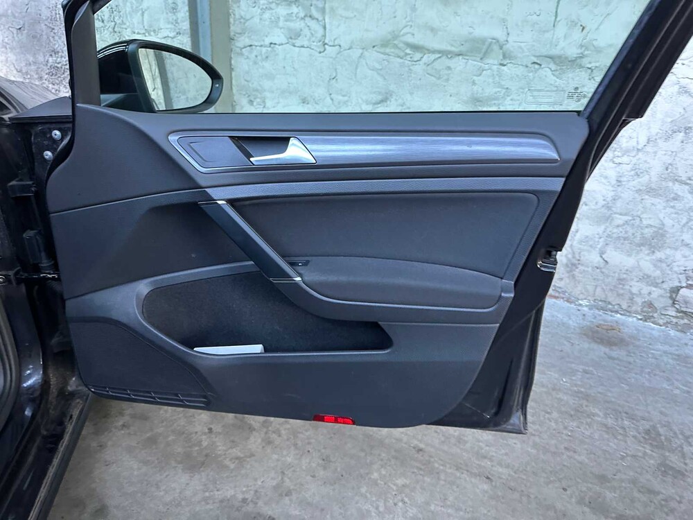 Volkswagen Golf 1.5 TSI CL Bns 131hp 2020, G-769-ZZ