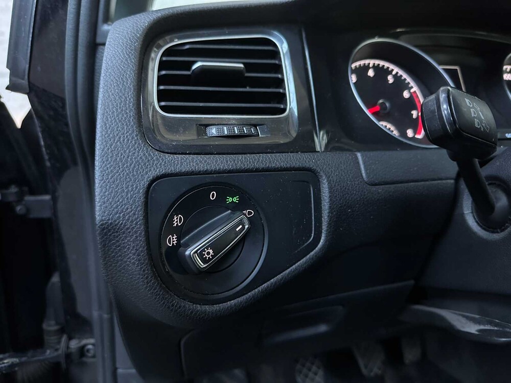 Volkswagen Golf 1.5 TSI CL Bns 131hp 2020, G-769-ZZ