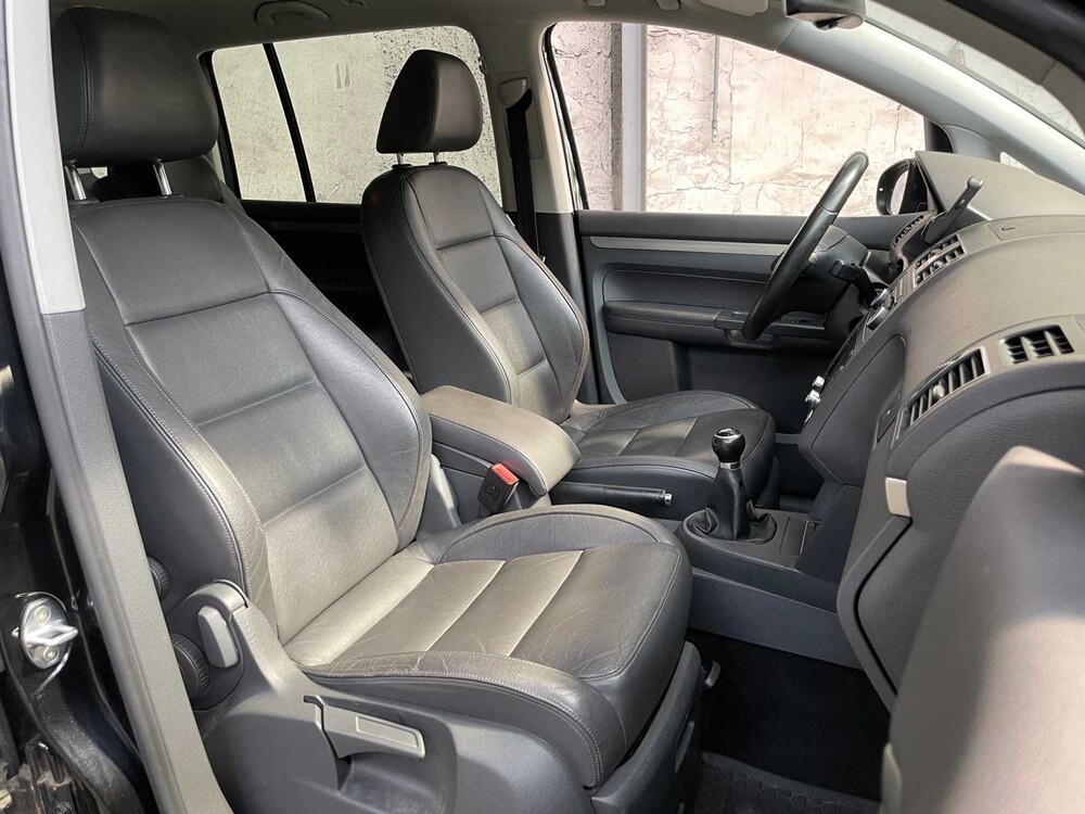 Volkswagen Touran 1.4 TSI Comfl. Eco 150hp 2012, HJL-34-B