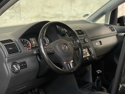 Volkswagen Touran 1.4 TSI Comfl. Eco 150pk 2012, HJL-34-B