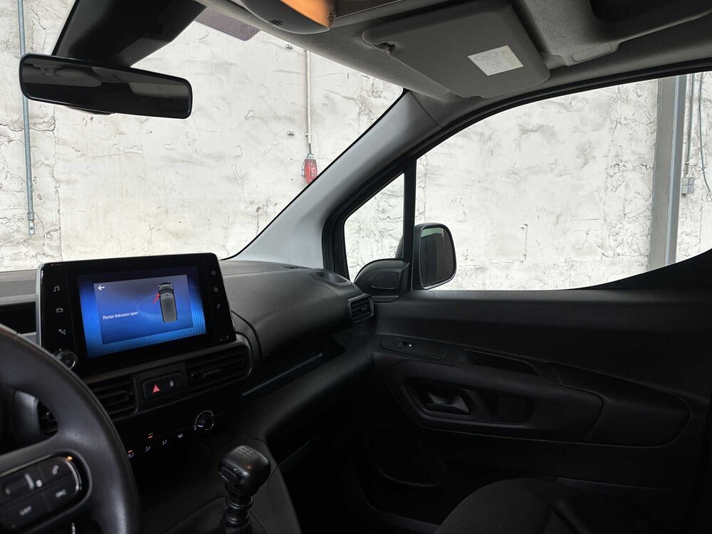 Toyota PROACE CITY 1.5 Profession. Long 131hp 2020, VHL-56-G