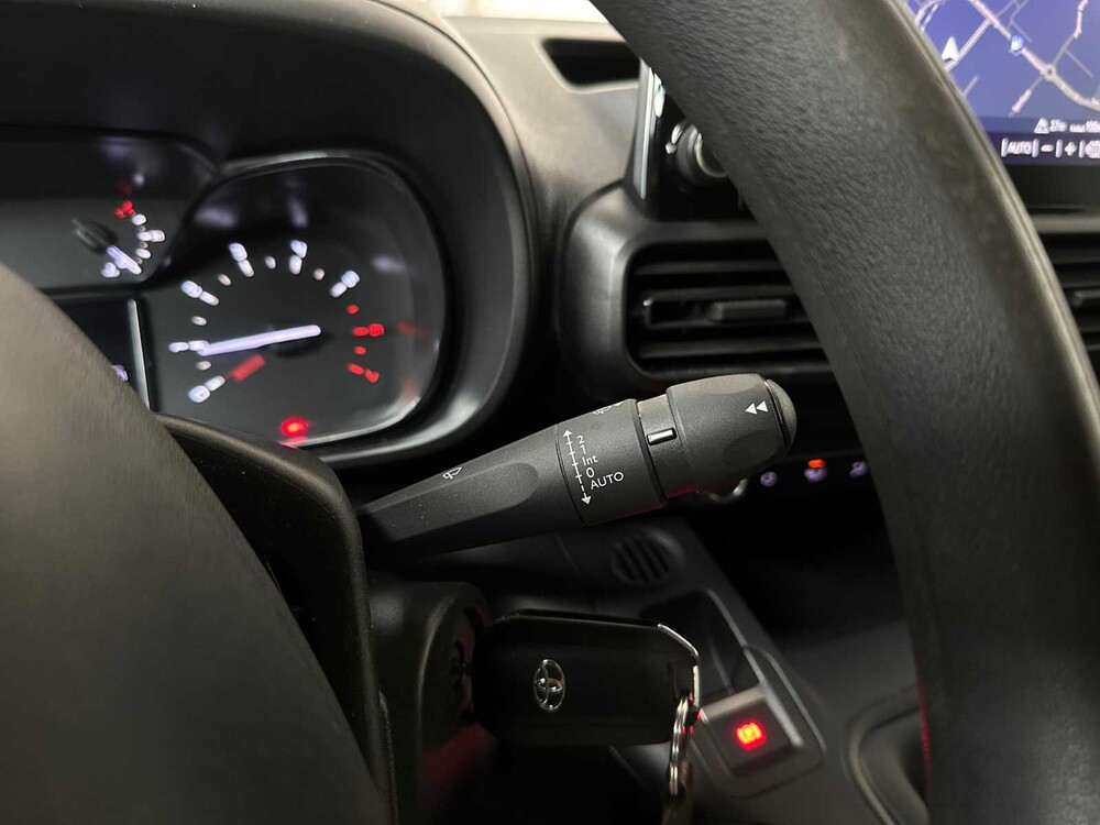 Toyota PROACE CITY 1.5 Profession. Long 131hp 2020, VHL-56-G