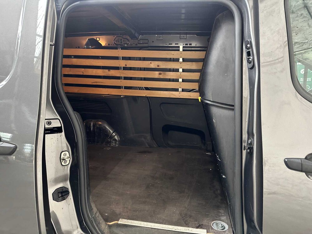 Toyota PROACE CITY 1.5 Profession. Long 131hp 2020, VHL-56-G