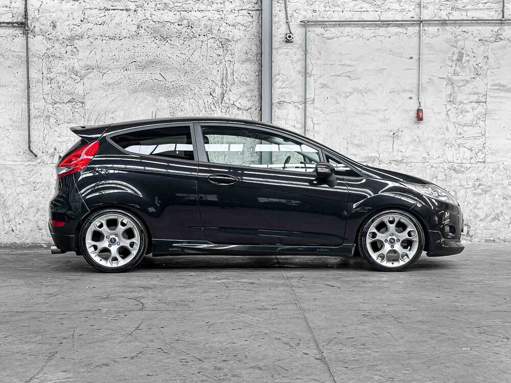 Ford Fiesta 1.6 Ghia 120hp 2010, R-735-PH