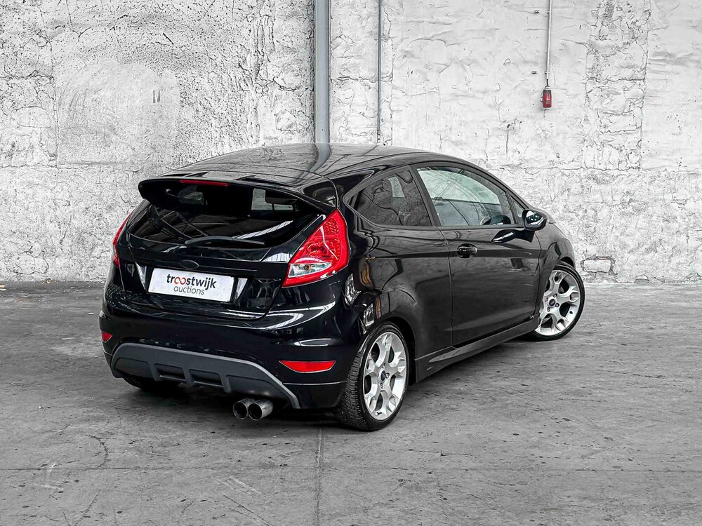 Ford Fiesta 1.6 Ghia 120hp 2010, R-735-PH