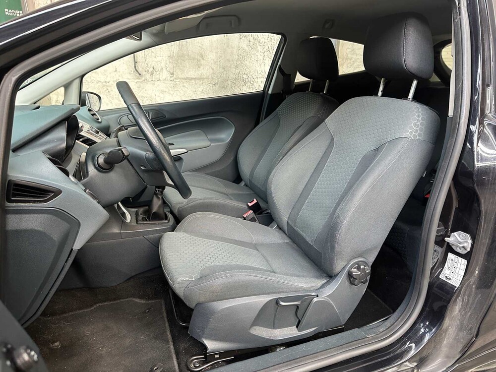 Ford Fiesta 1.6 Ghia 120hp 2010, R-735-PH