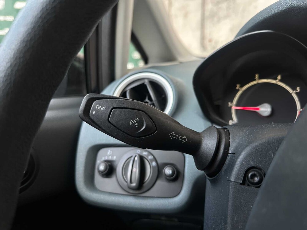 Ford Fiesta 1.6 Ghia 120hp 2010, R-735-PH