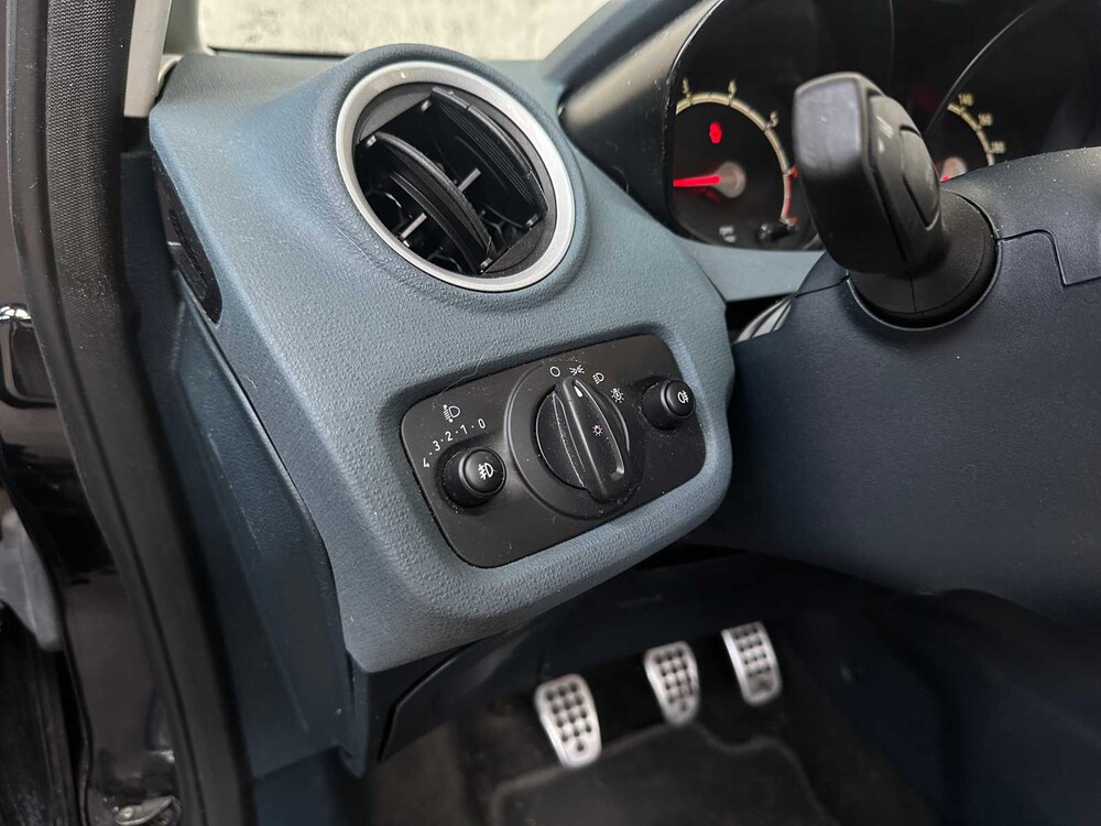 Ford Fiesta 1.6 Ghia 120hp 2010, R-735-PH