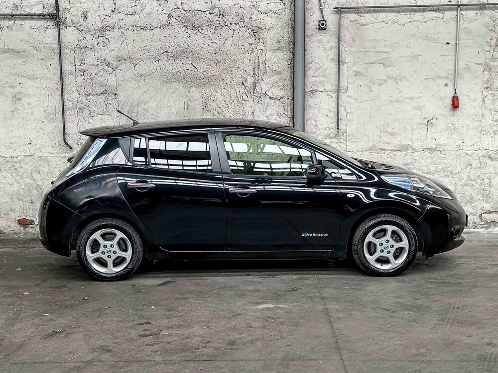 Nissan LEAF Base 24 kWh 2012, 20-ZDD-3
