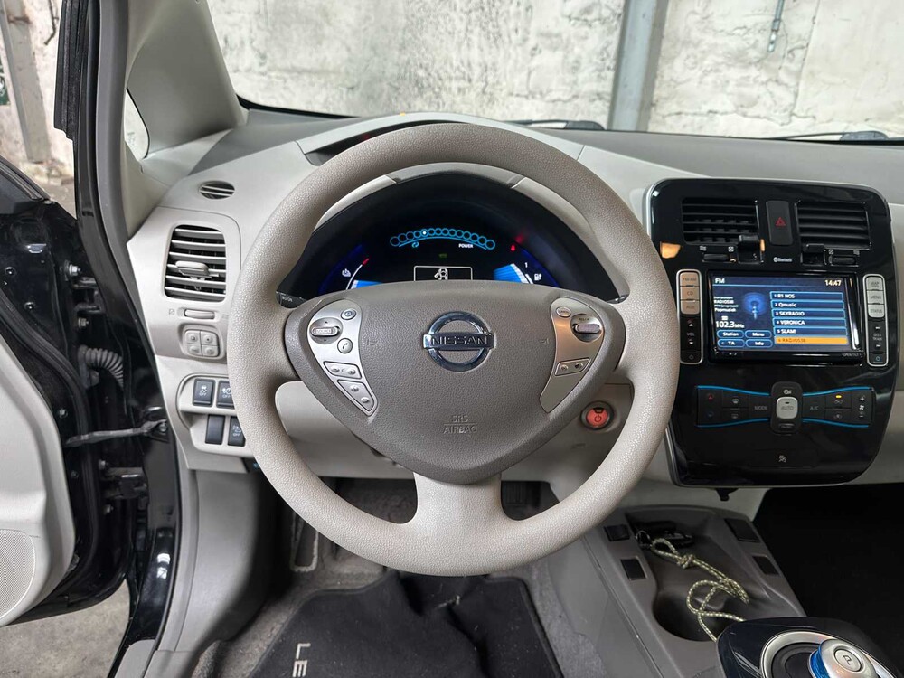 Nissan LEAF Base 24 kWh 2012, 20-ZDD-3