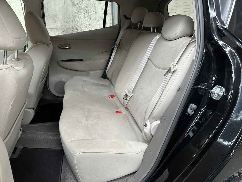 Nissan LEAF Base 24 kWh 2012, 20-ZDD-3