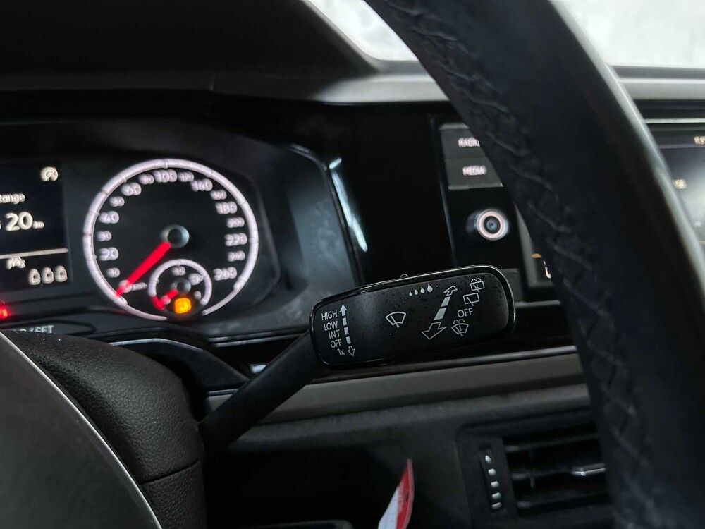 Volkswagen Polo 1.0 TSI Comf.l. Bus. 95hp 2021, K-179-VG