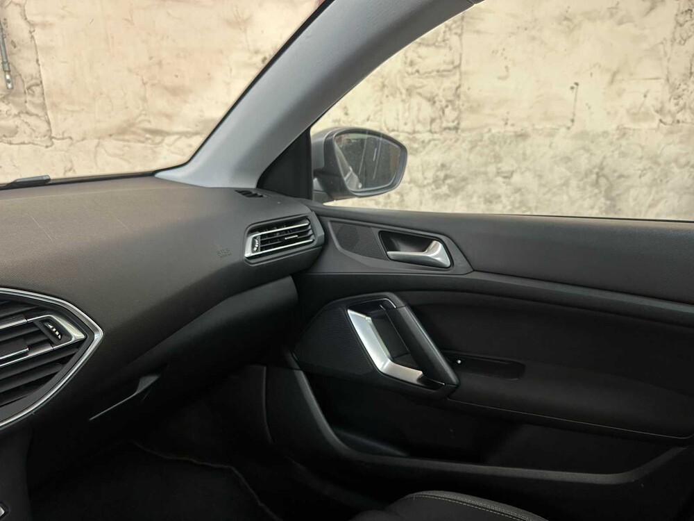 Peugeot 308 SW 1.2 PureTech Style 131hp 2016, JL-799-X