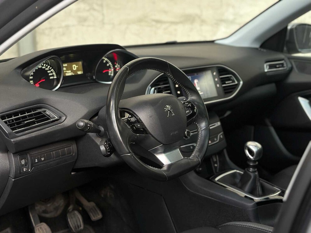 Peugeot 308 SW 1.2 PureTech Style 131hp 2016, JL-799-X