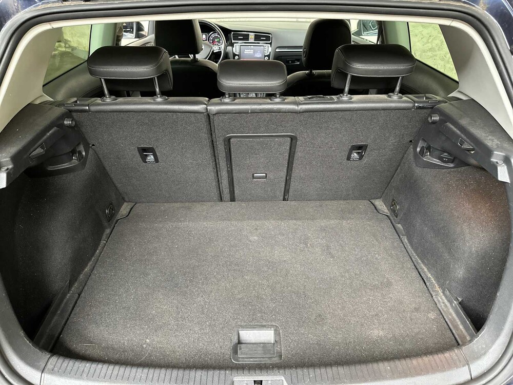 Volkswagen Golf 1.4 TSI ACT Business Edition 150hp 2015, 7-ZKB-17