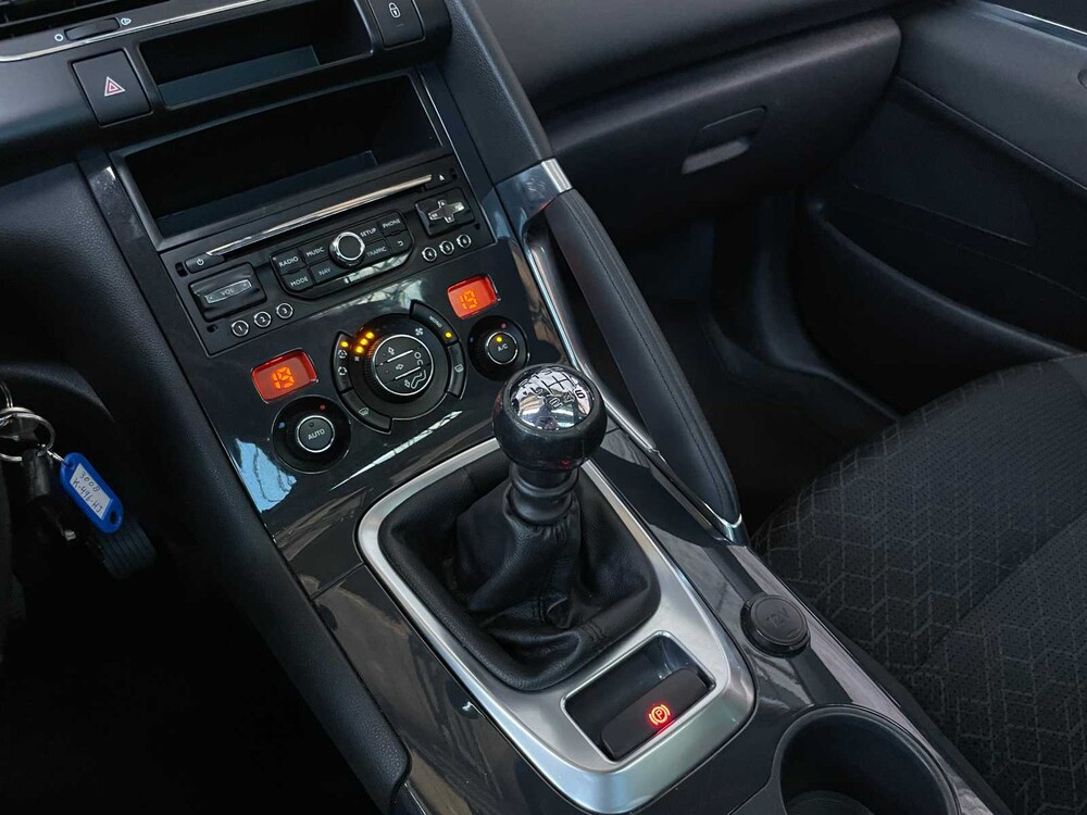 Peugeot 3008 1.2 PureTech Allure 131hp 2016, K-496-HJ