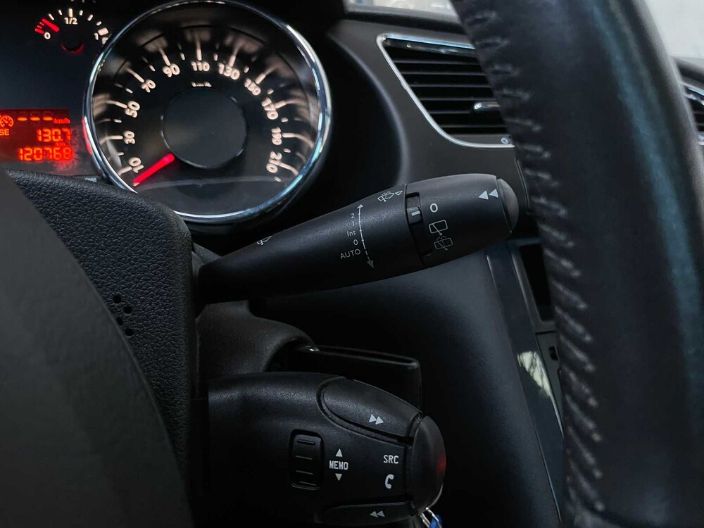 Peugeot 3008 1.2 PureTech Allure 131hp 2016, K-496-HJ