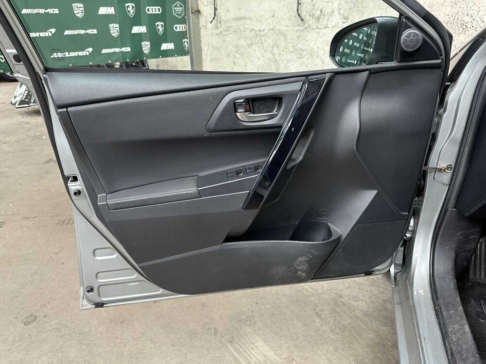 Toyota Auris Touring Sports 1.8 Hybrid Lease Pro 99hp 2015, HP-749-Z