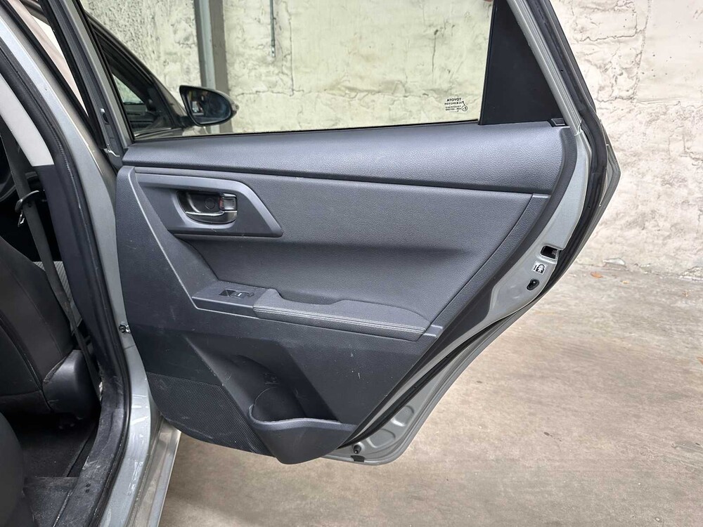 Toyota Auris Touring Sports 1.8 Hybrid Lease Pro 99hp 2015, HP-749-Z