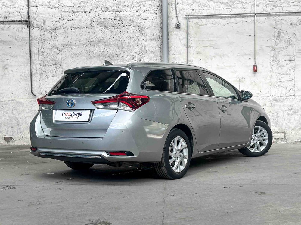 Toyota Auris Touring Sports 1.8 Hybrid Lease Pro 99hp 2015, HP-749-Z