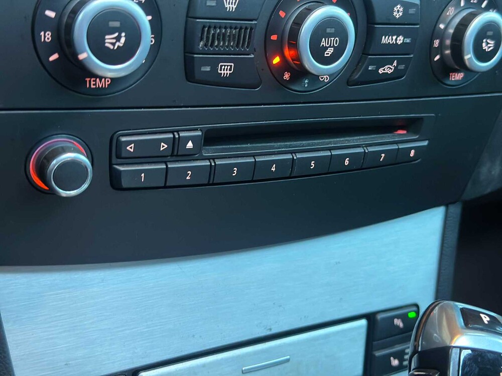 BMW 525i Touring Executive 218hp 2009 5-series E61, 02-LRN-4