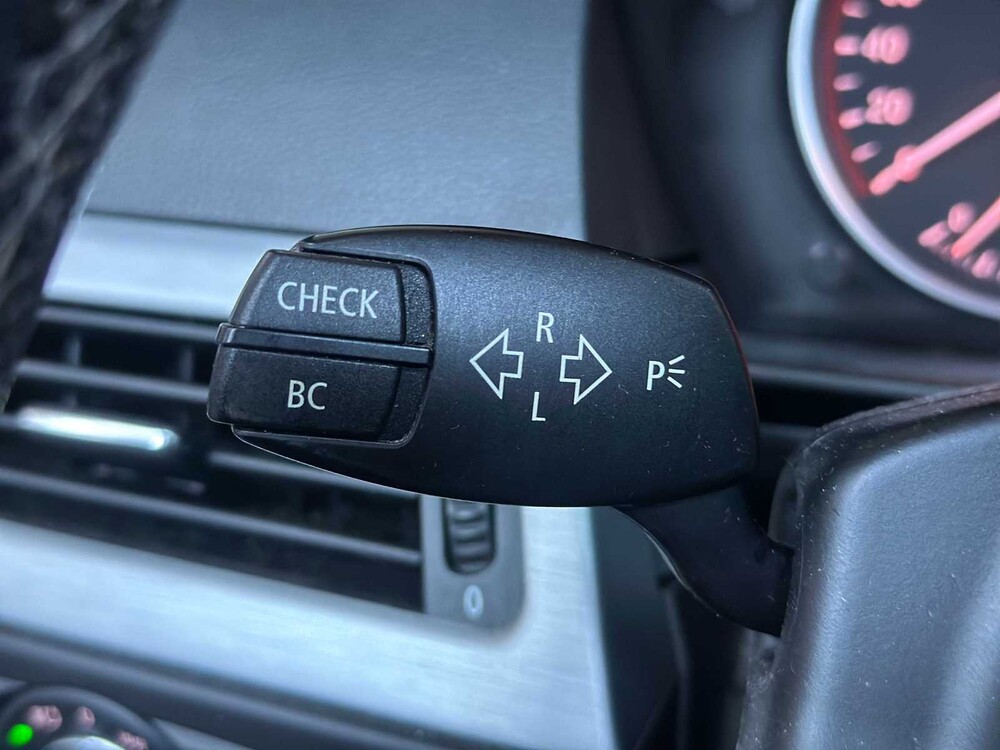 BMW 525i Touring Executive 218hp 2009 5-series E61, 02-LRN-4