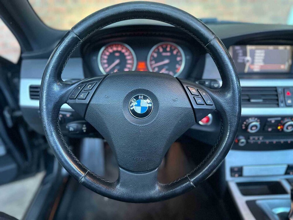 BMW 525i Touring Executive 218hp 2009 5-series E61, 02-LRN-4