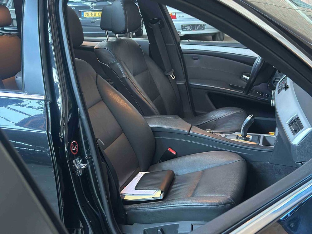 BMW 525i Touring Executive 218hp 2009 5-series E61, 02-LRN-4