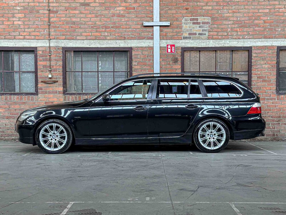 BMW 525i Touring Executive 218hp 2009 5-series E61, 02-LRN-4