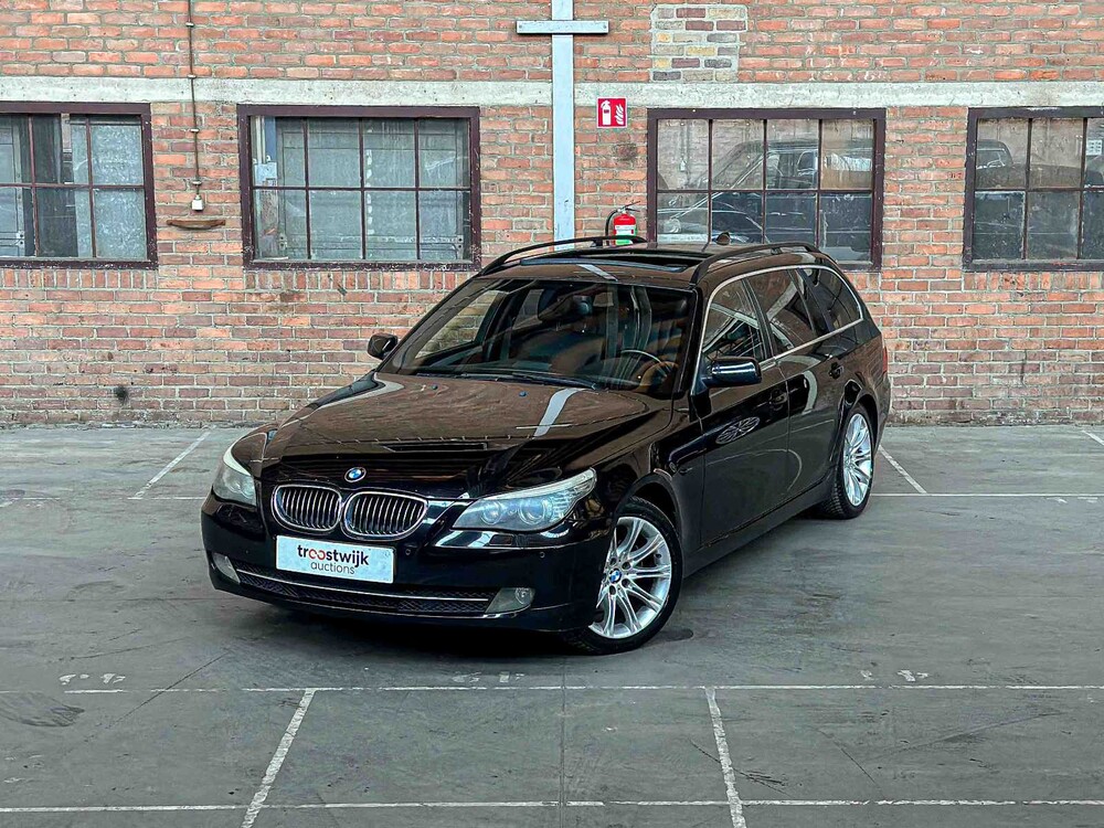 BMW 525i Touring Executive 218hp 2009 5-series E61, 02-LRN-4