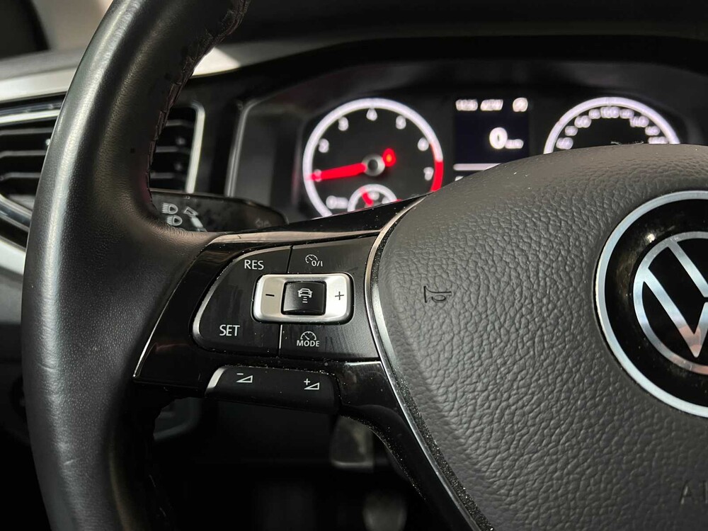 Volkswagen Polo 1.0 TSI Comf.l. Bus. 95hp 2021, L-610-PG