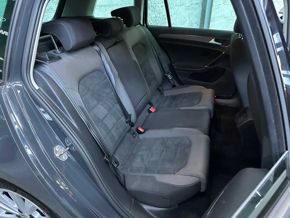 Volkswagen Golf Variant 1.5 TSI CL Bns 131hp 2019, G-820-LH