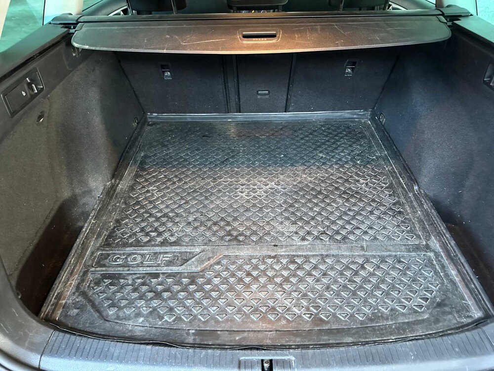 Volkswagen Golf Variant 1.5 TSI CL Bns 131hp 2019, G-820-LH