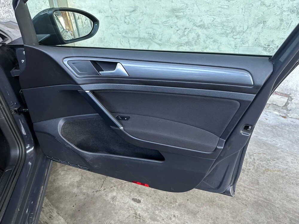 Volkswagen Golf Variant 1.5 TSI CL Bns 131hp 2019, G-820-LH