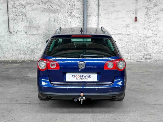Volkswagen Passat Variant 3.2 V6 Highl. Bns 4M 250pk 2007, 79-XF-VS