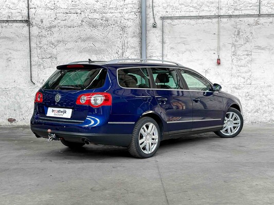Volkswagen Passat Variant 3.2 V6 Highl. Bns 4M 250pk 2007, 79-XF-VS