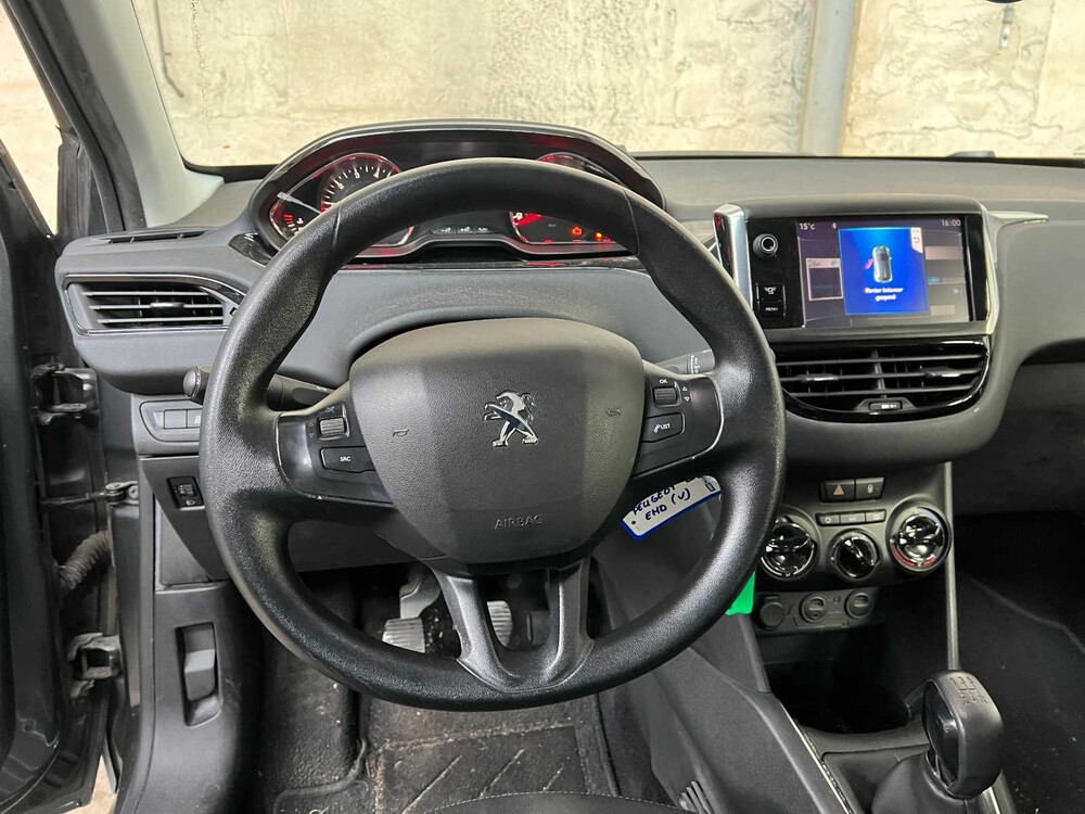 Peugeot 208 1.2 VTi Blue Lease 82hp 2012, 29-XTP-8