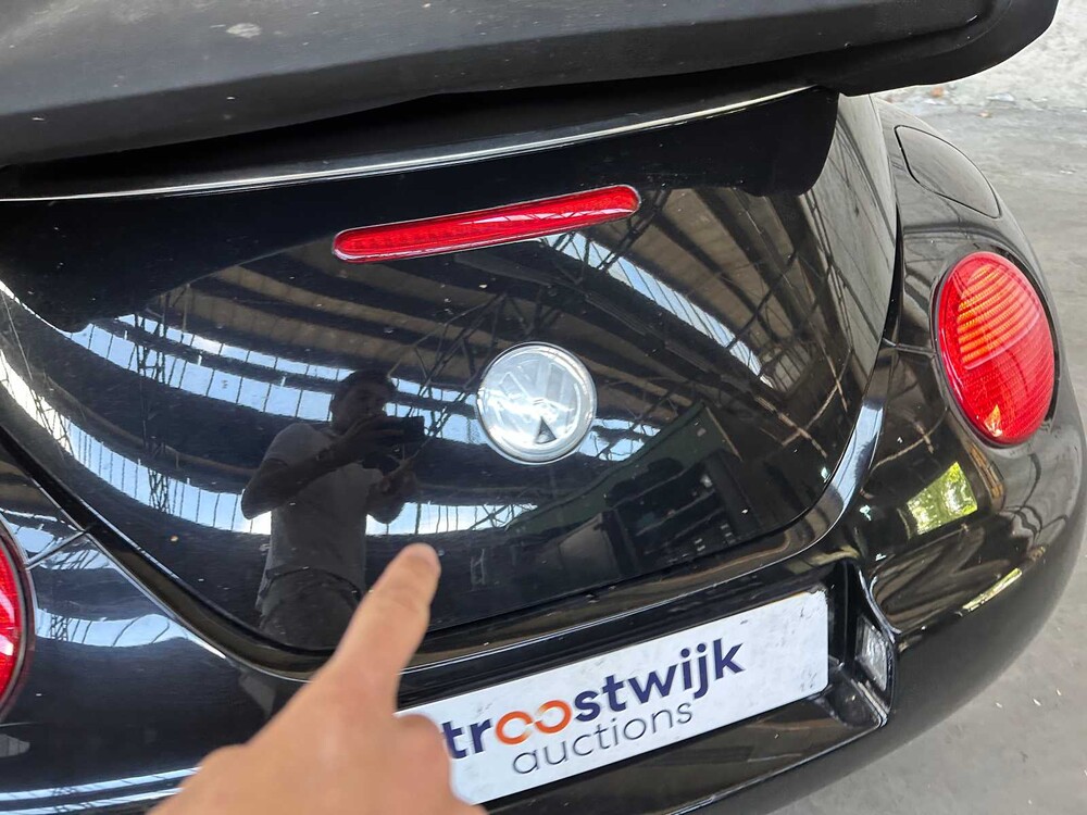 Volkswagen New Beetle Cabriolet 1.6 102hp 2003, 75-GNV-4